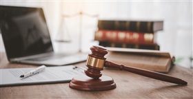 Amendes SAC : l’Institut fédéral des droits humains appelle à une réforme respectueuse des droits humains