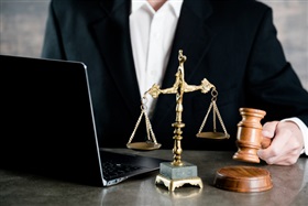 Marchés publics : Communication de la Commission européenne relative aux véhicules propres